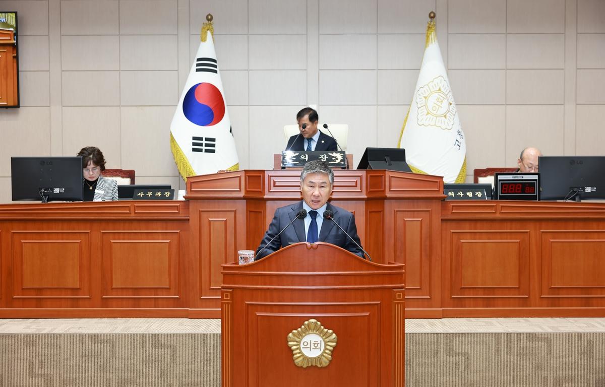 제349회 고흥군의회 임시회 제2차 본회의 첨부이미지 : 2026. 10. 26 제349회 고흥군의회 임시회 제2차 본회의 (2).JPG