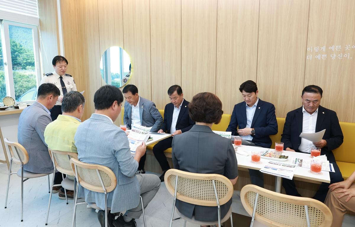 추석명절맞이 군 복지기관 위문방문 첨부이미지 : 2026. 09. 21 추석명절맞이 군 복지기관 위문방문 (8).JPG