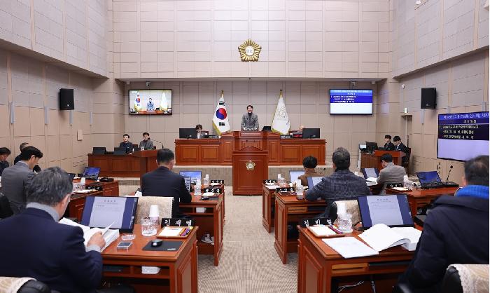 제343회 고흥군의회 임시회 제2차 본회의(군정 주요업무계획 보고)