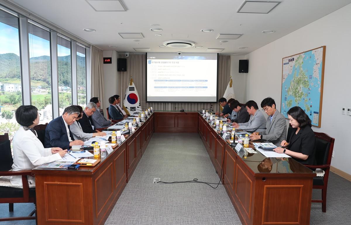 용인특례시의회 경제발전연구회 고흥군의회 방문 첨부이미지 : 2025.6.30 용인특례시의회 경제발전연구회 고흥군의회 방문(3).JPG