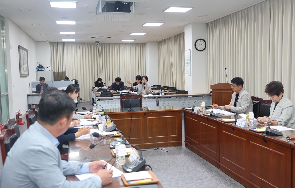 고흥군 조례 입법평가 연구용역 최종보고회 첨부이미지 : 2025.9.23 「고흥군 조례 입법평가 연구용역」 최종보고회 (8).JPG