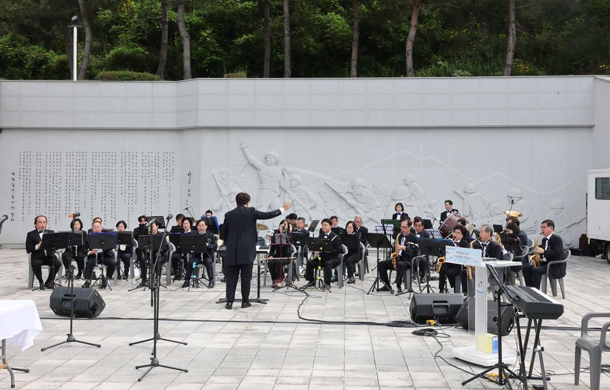 제70회 현충일 추념식 첨부이미지 : 2025.6.6 제70회 현충일 추념식 (23).JPG