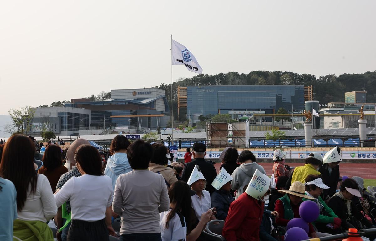 제64회 전라남도 체육대회 첨부이미지 : 2025.4.18 제64회 전라남도 체육대회 (12).JPG