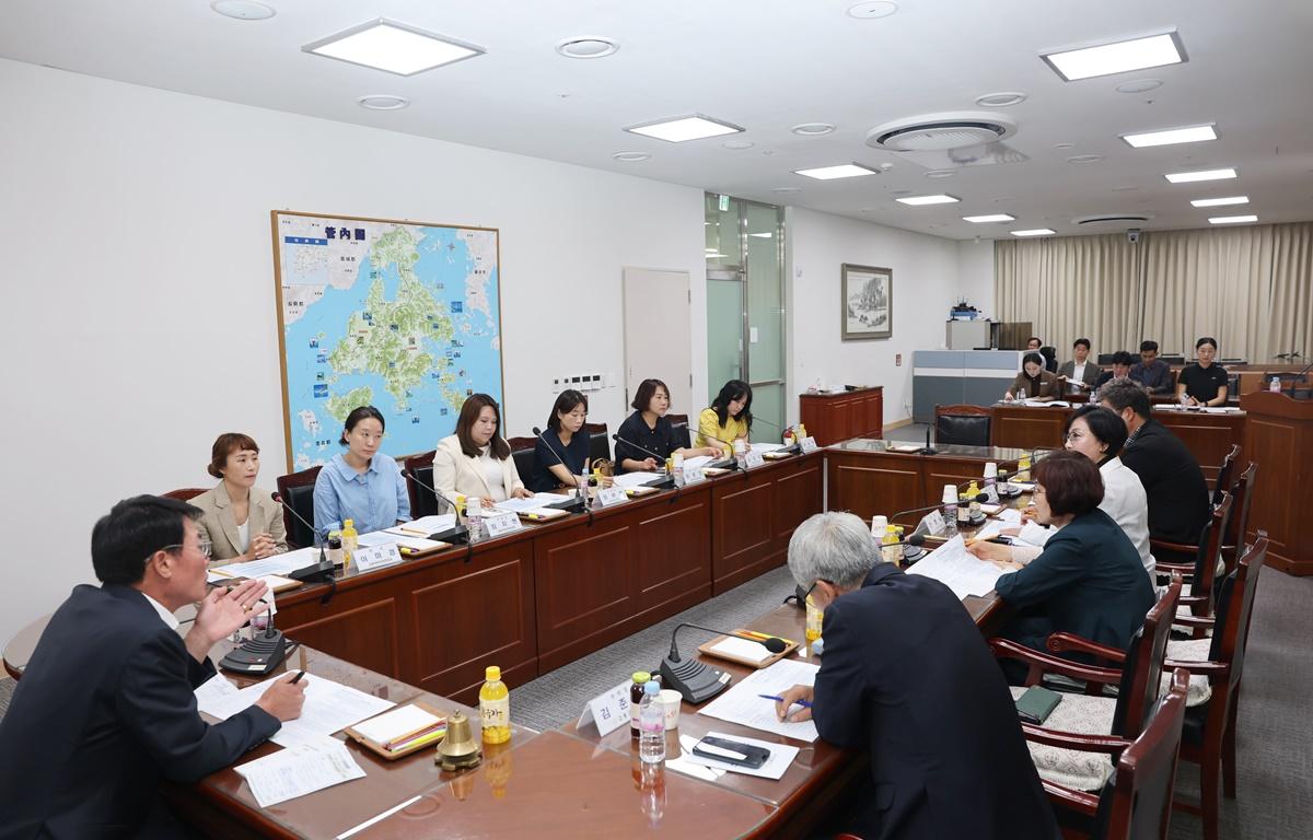 고흥군의회 학부모 연합회와의 간담회 첨부이미지 : 2025.6.26 고흥군의회 학부모 연합회와의 간담회 (8).JPG