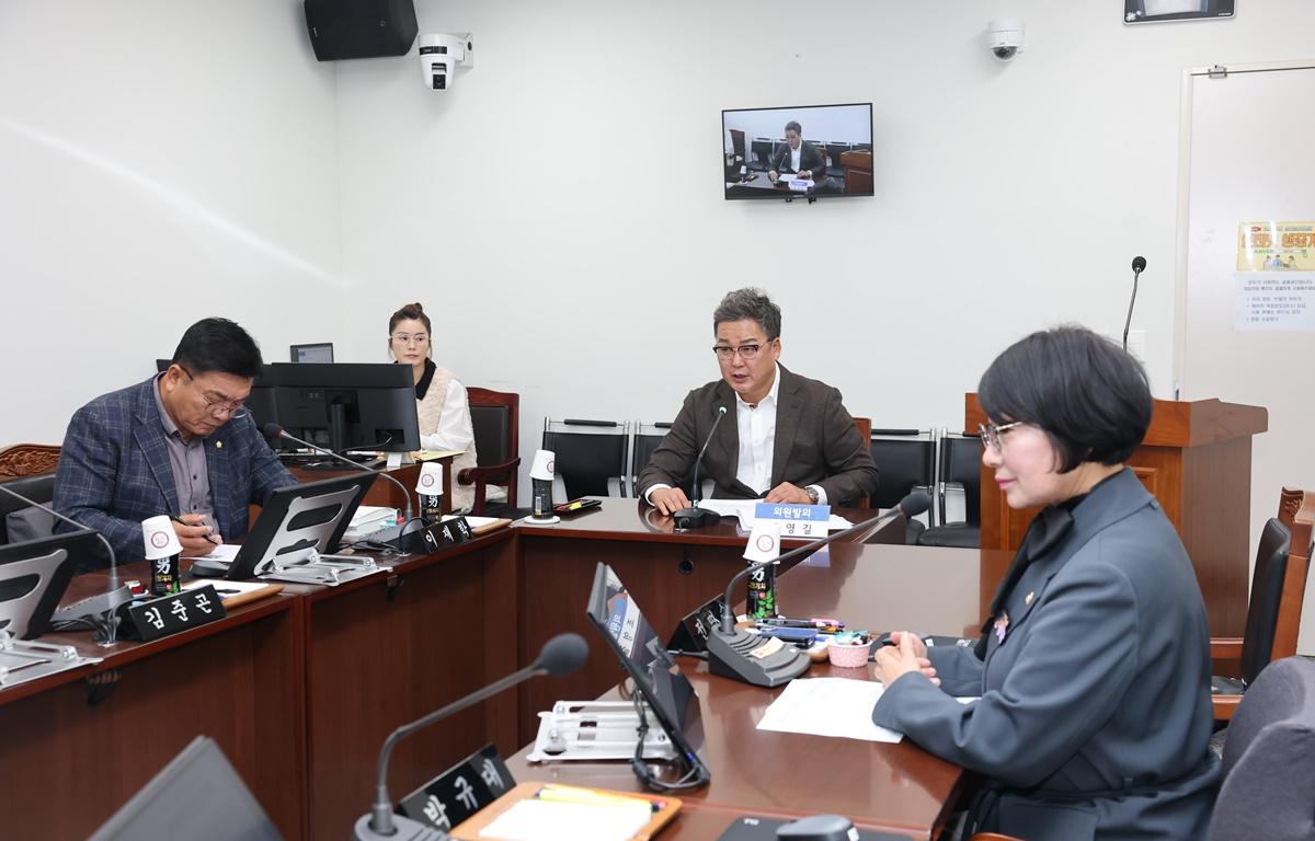 제342회 제2차 정례회 제2차 산업건설위원회 첨부이미지 : 2025.11.19 제342회 제2차 정례회 제2차 산업건설위원회 (4).JPG