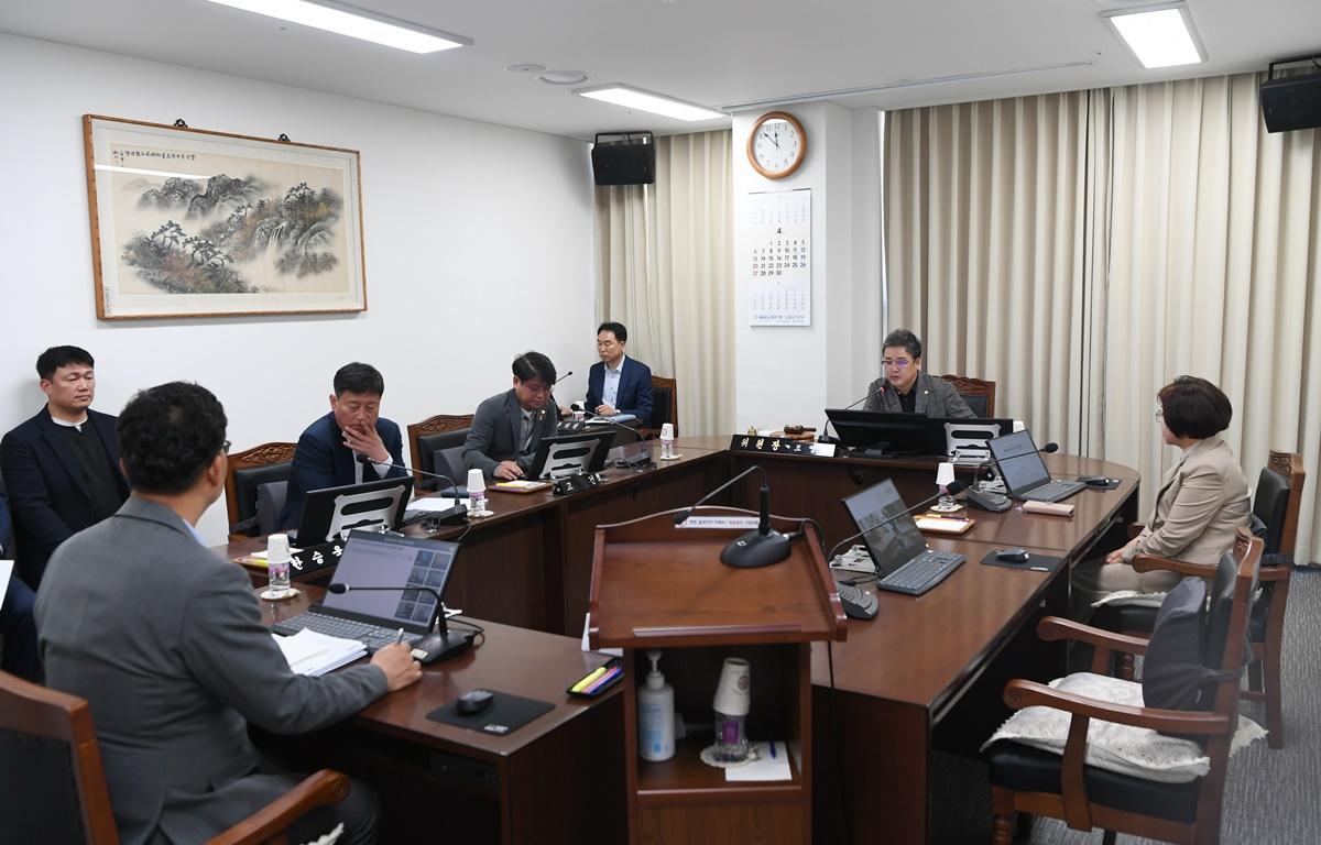 의회운영위원회 첨부이미지 : 2025.4.7 의회운영위원회 (4).JPG