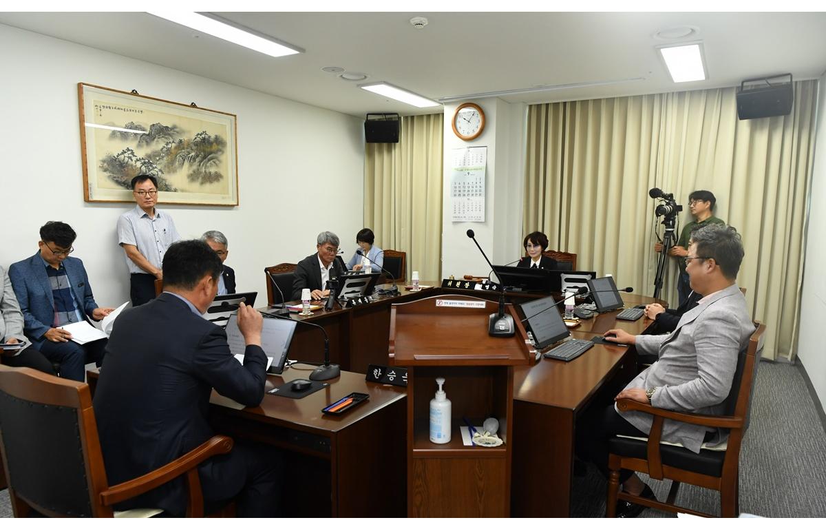 의회 운영위원회 첨부이미지 : 2023.09.04 고흥군의회 운영 위원회 (49).JPG