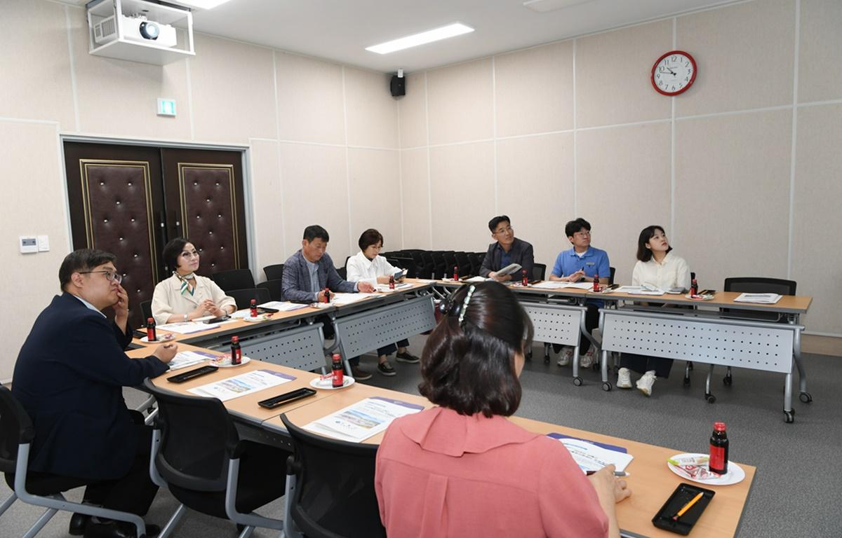 고흥군 농업인 소득증대연구회 선전지 견학 첨부이미지 : 2024.7.25 고흥군 농업인 소득증대연구회 선전지 견학 (4).JPG