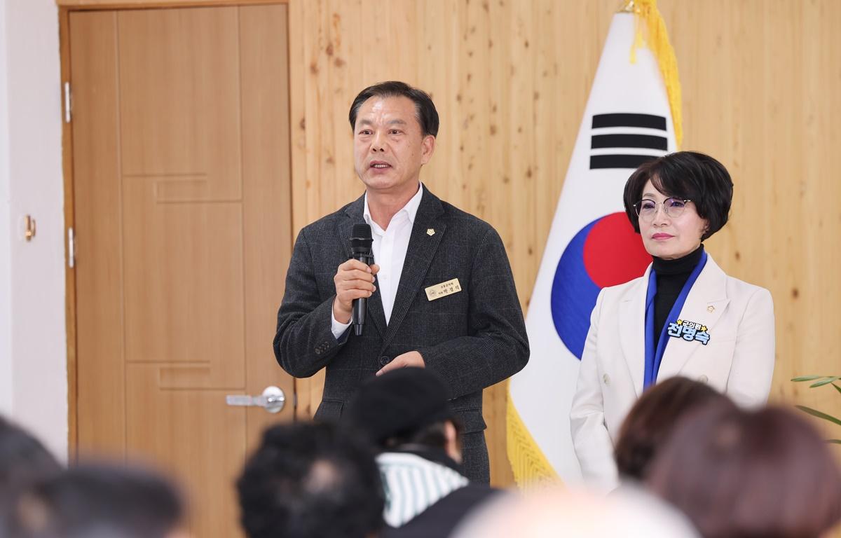 2026 군민과의 지역발전 토론회(두원면) 첨부이미지 : 2026.1.21 2026 군민과의 지역발전 토론회(두원면) (8).JPG