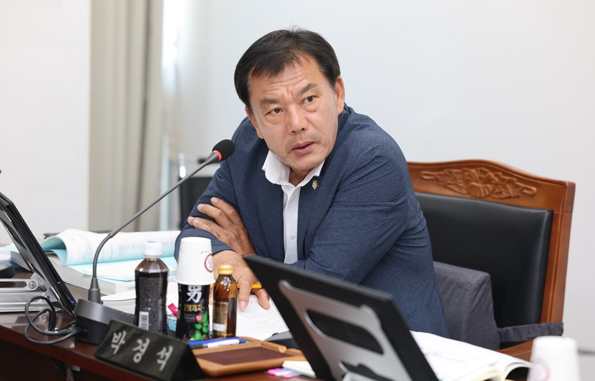 2025년 행정사무감사(산업건설위원회) 첨부이미지 : 2025.6.11 2025년 행정사무감사(산업건설위원회) (43).JPG