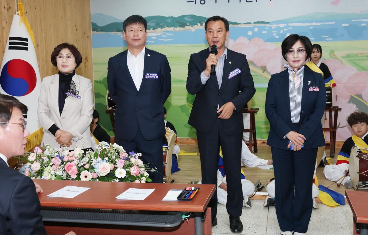 제43회 두원면민의 날 첨부이미지 : 2025.4.16 제43회 두원면민의 날 (14).JPG