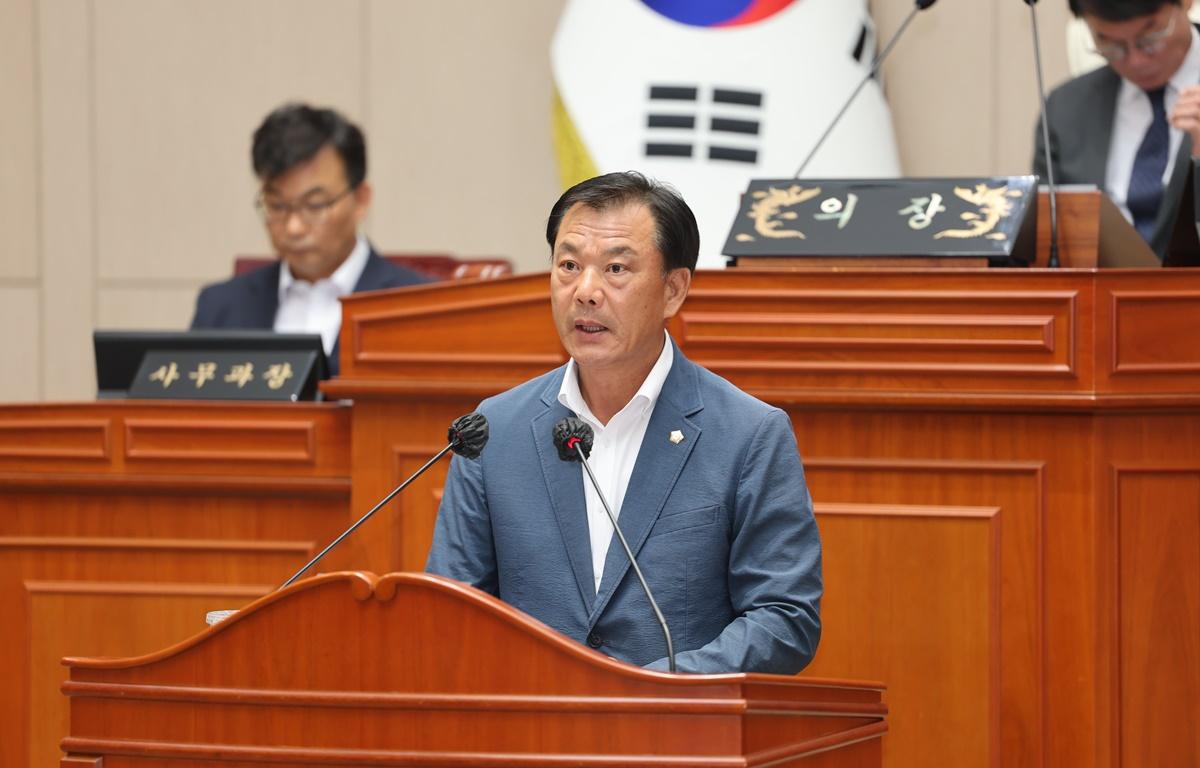 제338회 고흥군의회 임시회 제1차 본회의 첨부이미지 : 2025.7.16 제338회 고흥군의회 임시회 제1차 본회의 (7).JPG