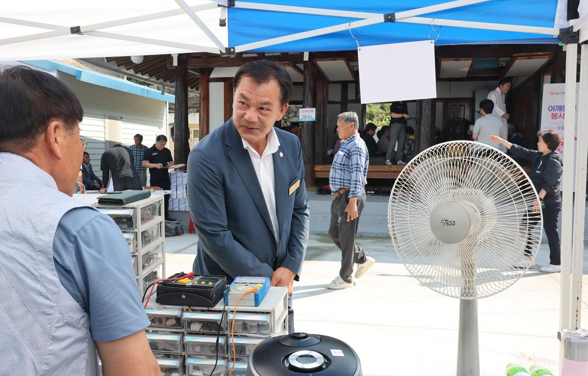 제263회 어깨동무봉사단(호동마을) 첨부이미지 : 2025.6.26 제263회 어깨동무봉사단 (5).JPG