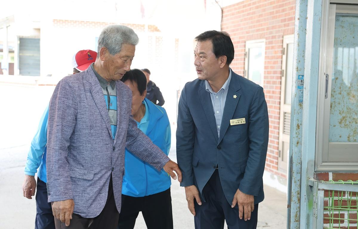 제5회 두원농협조합장기 게이트볼대회 첨부이미지 : 2025.5.12 제5회 두원농협조합장기 게이트볼대회 (1).JPG