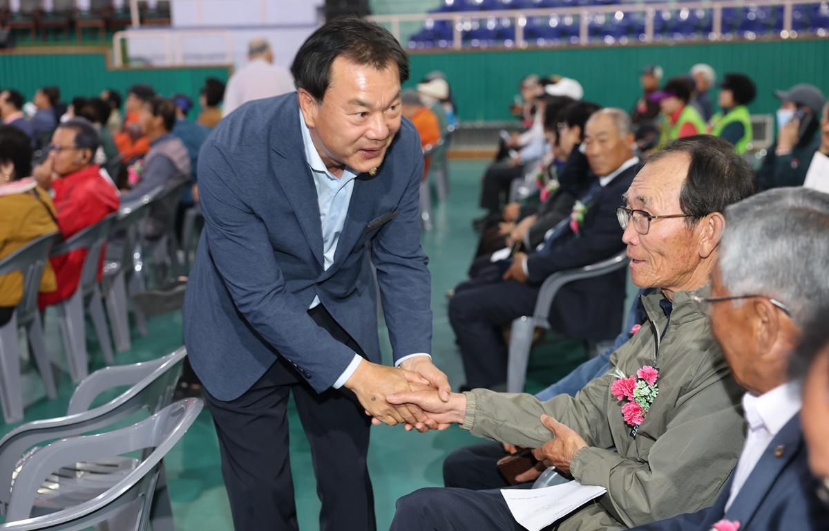고흥농협 효사랑 큰잔치 첨부이미지 : 2025.5.8 고흥농협 효사랑 큰잔치 (1).JPG