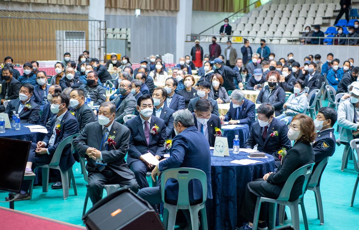 제2회 고흥군 이장 화합 한마음대회 첨부이미지 : 2022.11.26 제2회 고흥군 이장 화합 한마음대회 (3).jpg