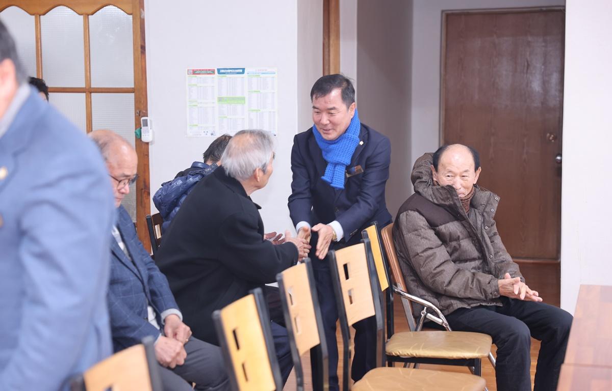 2026 군민과의 지역발전 토론회(대서면) 첨부이미지 : 2026.1.26 2026 군민과의 지역발전 토론회(대서면) (2).JPG