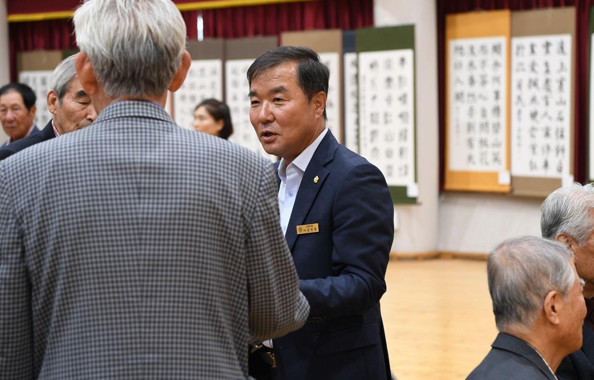 제21회 한국 서가협회 고흥지부 회원전 첨부이미지 : 2024.10.31 제21회 한국 서가협회 고흥지부 회원전 (1).JPG