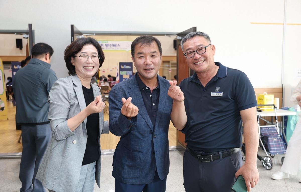 팔영농협 농촌왕진버스 운영(과역면) 첨부이미지 : 2025.9.2 팔영농협 농촌왕진버스 운영(과역면) (1).JPG