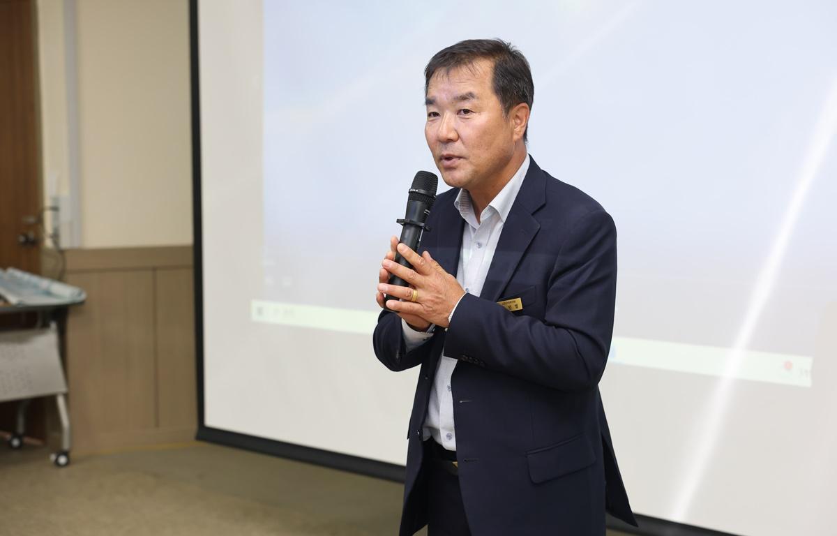 2025 군민과의 지역발전 토론회(남양면) 첨부이미지 : 2025.6.10 2025 군민과의 지역발전 토론회(남양면) (5).JPG