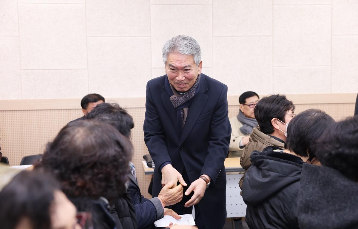 2026 군민과의 지역발전 토론회(금산면) 첨부이미지 : 2026.1.22 2026 군민과의 지역발전 토론회(금산면) (4).JPG