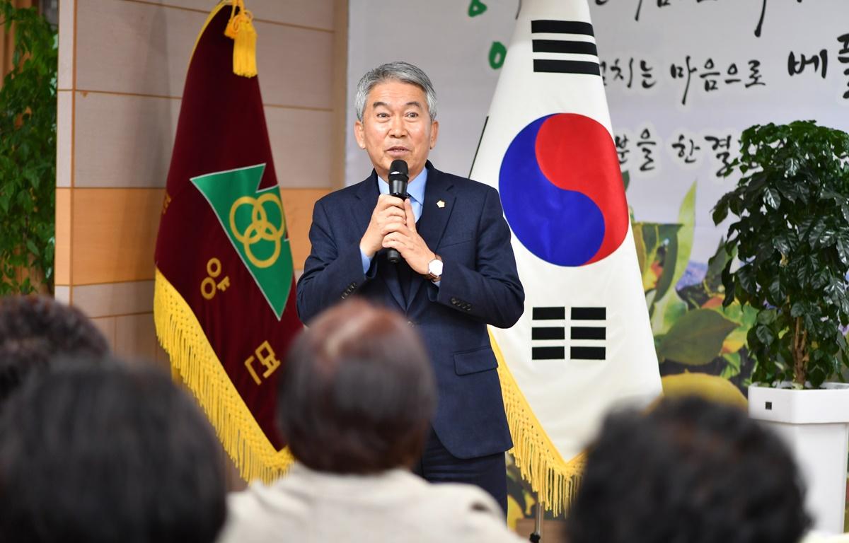 2024년 군민과의 지역발전 토론회(풍양면) 첨부이미지 : 2024.1.18 2024년 군민과의 지역발전 토론회(풍양면) (23).JPG