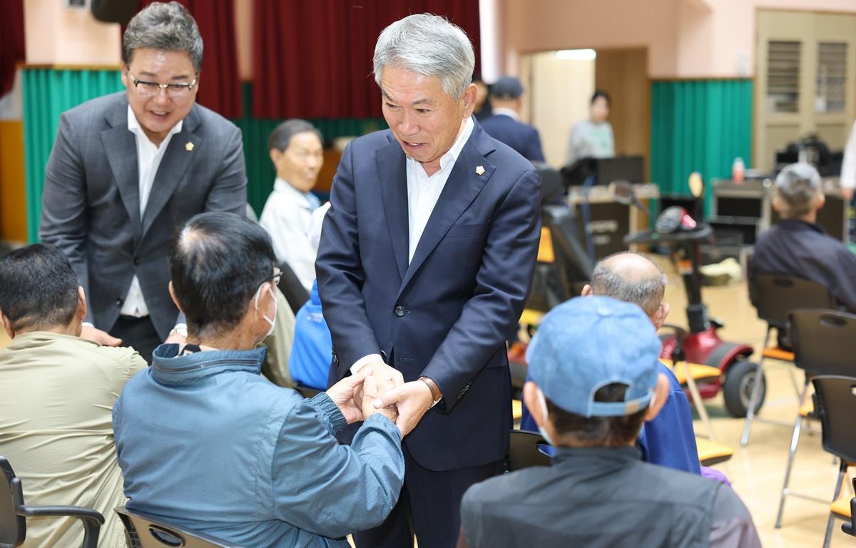 소록도 주민 어울림 한마당 첨부이미지 : 2025.10.23 소록도 주민 어울림 한마당 (3).JPG