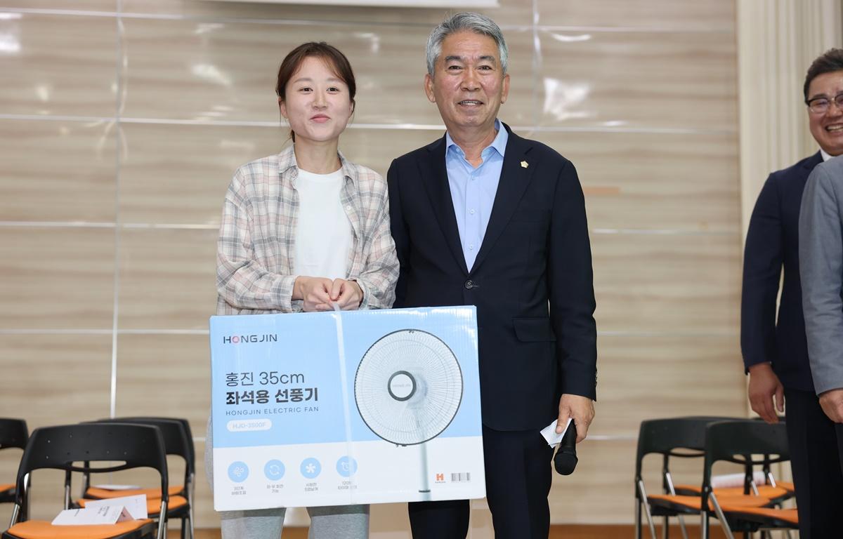 제41회 녹동체육동우회장배 고흥군 직장 및 기관 사회단체 배구대회 첨부이미지 : 2025.4.26 제41회 녹동체육동우회장배 고흥군 직장 및 기관 사회단체 배구대회 (10).JPG