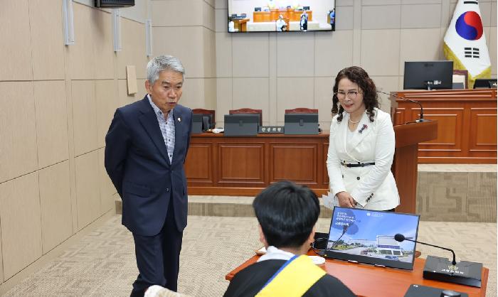 두원면 초등학교 의회 견학