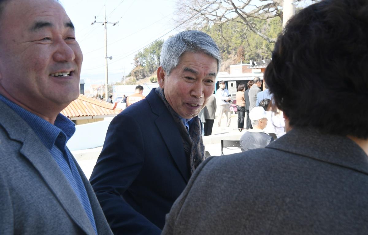 제2호 천수건강마을 지정 현판식 첨부이미지 : 2025.3.11 제2호 천수건강마을 지정 현판식 (4).JPG