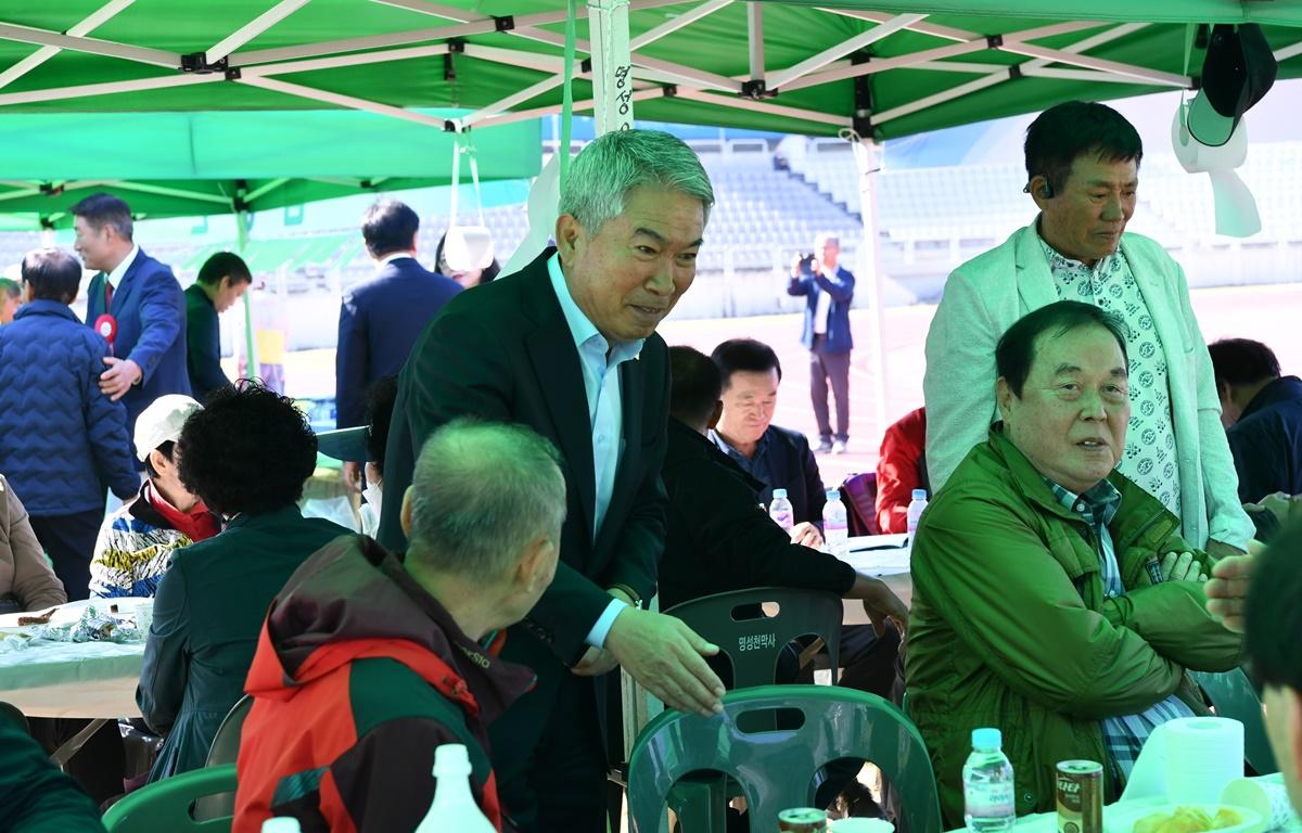 재여 고흥군향우회 60주년 어울림 한마당 첨부이미지 : 2023.10.28 재여 고흥군향우회 60주년 어울림 한마당 (11).JPG