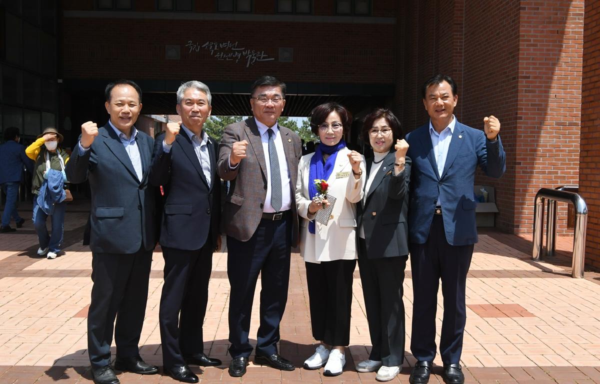 국립소록도병원 개원 제 107주년 및 제20회 한센인의 날 기념식 첨부이미지 : 2023.05.16 국립소록도병원 개원 제107주년 및 제20회 한센인의 날 기념식 (24).JPG