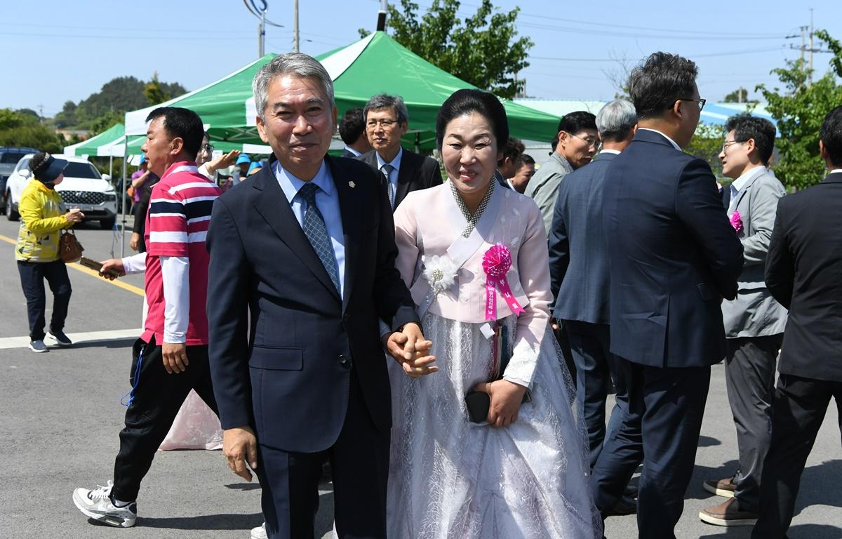 제28회 금산면민의 날 행사 첨부이미지 : 2023.05.10 제28회 금산면민의 날 행사 (1).JPG