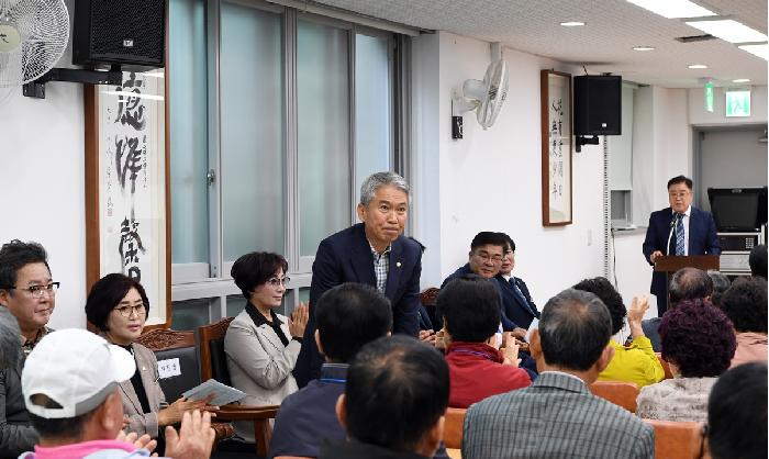 제32기 노인대학 및 제4기 노인대학원 입학식