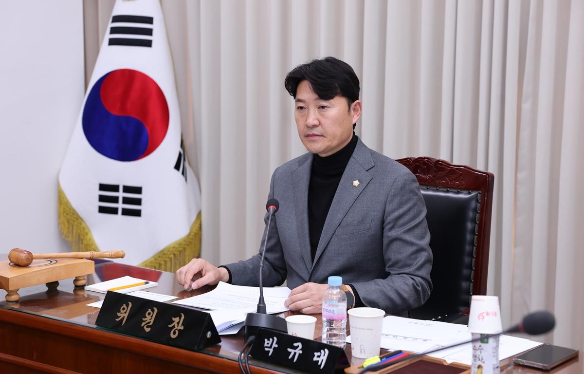 고흥군의회 예산결산특별위원회 첨부이미지 : 2025.12.18 고흥군의회 예산결산특별위원회 (2).JPG