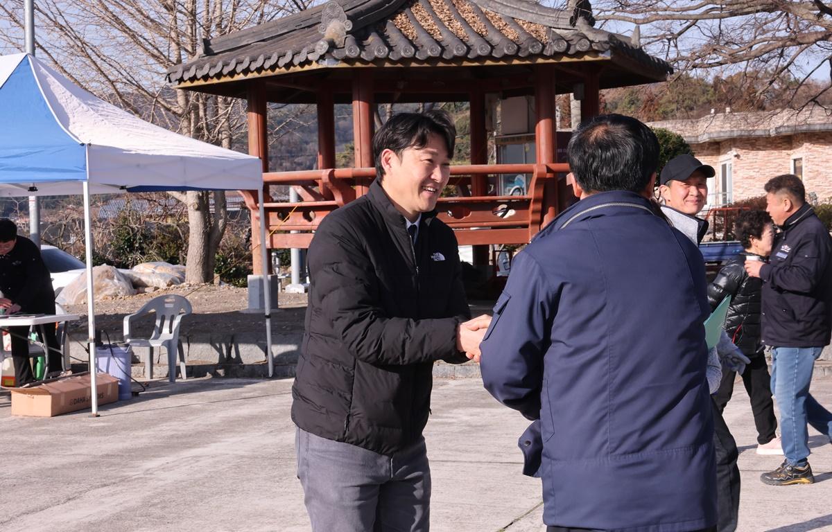 제271회 어깨동무봉사단(포두면 자연동) 첨부이미지 : 2026.2.26 제271회 어깨동무봉사단(포두면 자연동) (2).JPG