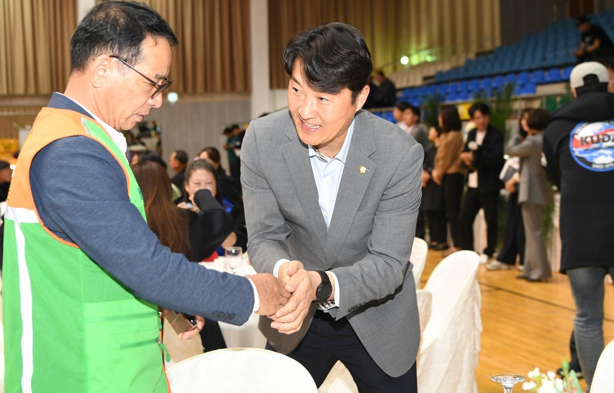 고흥군 지역자율방재단 교육 및 체육행사 첨부이미지 : 2024.10.4 고흥군 지역자율방재단 교육 및 체육행사 (5).JPG