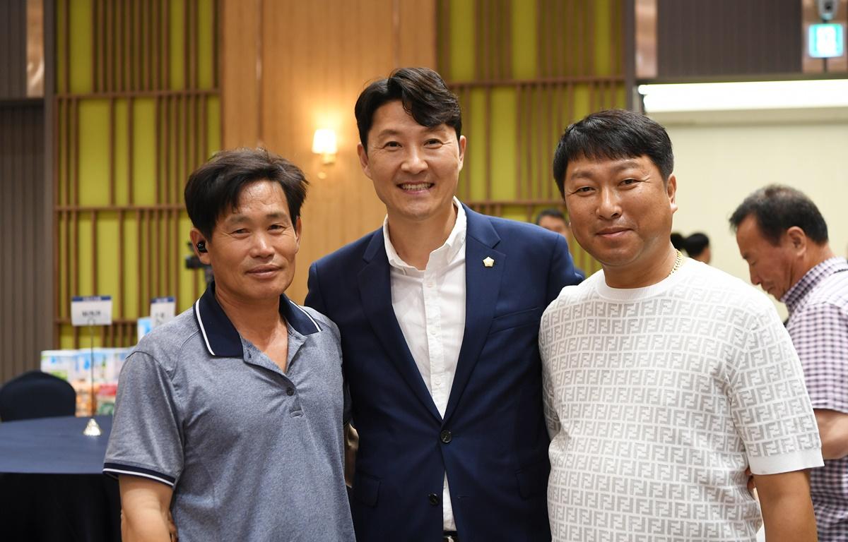 (사)고흥군 어촌계 연합회 창설특집 한마음대회 첨부이미지 : 2024.7.15 (사)고흥군 어촌계 연합회 창설특집 한마음대회 (5).JPG