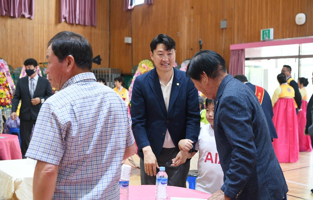 포두 라이온스클럽 회장 이취임식 첨부이미지 : 2024.6.15 포두 라이온스클럽 회장 이취임식 (5).JPG