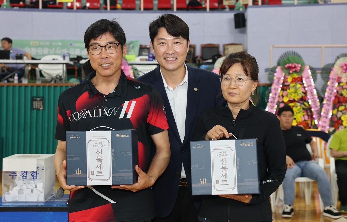 2025년도 제14회 고흥우주항공배 전국오픈 동호인 탁구대회 개회식 첨부이미지 : 2025.6.28 2025년도 제14회 고흥우주항공배 전국오픈 동호인 탁구대회 개회식 (14).JPG