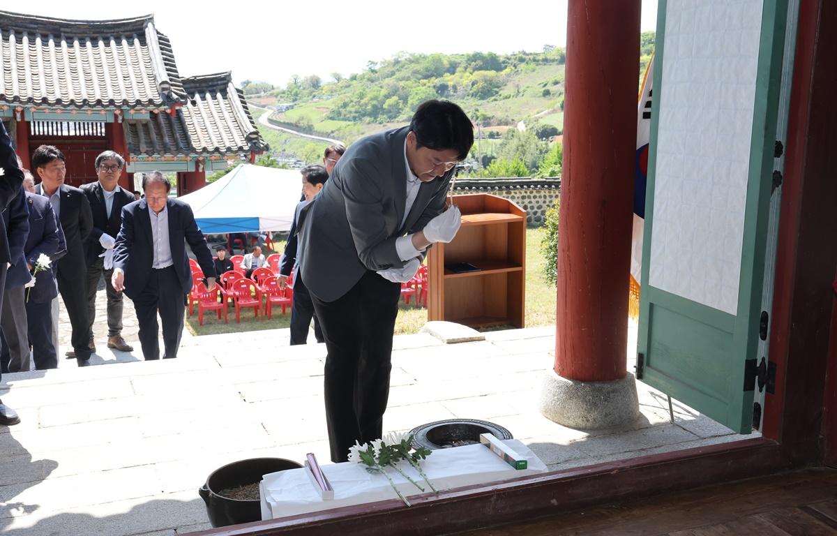 도화면 발포 충무사 다례제 첨부이미지 : 2025.4.28 도화면 발포 충무사 다례제 (9).JPG