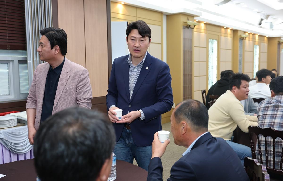 고흥군 청년권익위원회 발대식 첨부이미지 : 2025.4.24 고흥군 청년권익위원회 발대식 (2).JPG