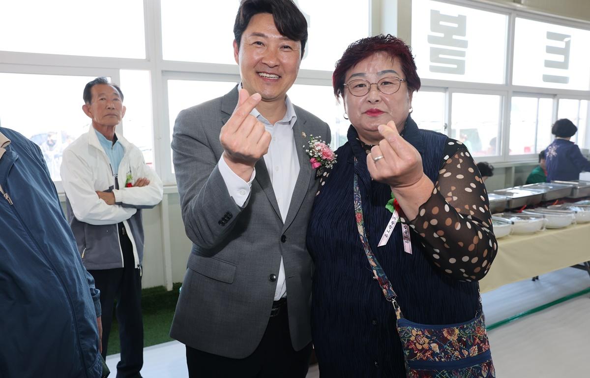 포두면 경로위안잔치 첨부이미지 : 2025.5.2 포두면 경로위안잔치 (5).JPG