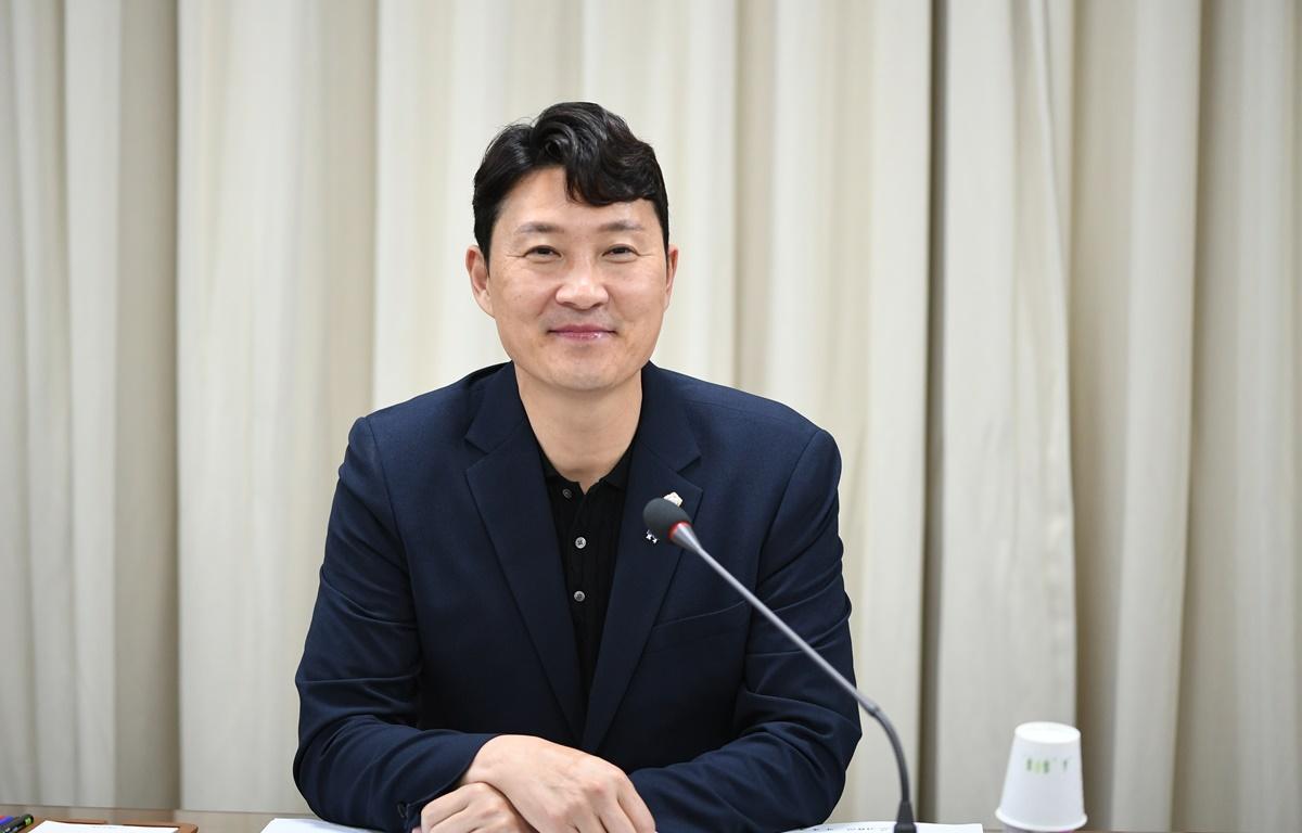 고흥군의회 예산결산위원회 첨부이미지 : 2023.06.09 예산결산특별위원회 개최 (18).JPG