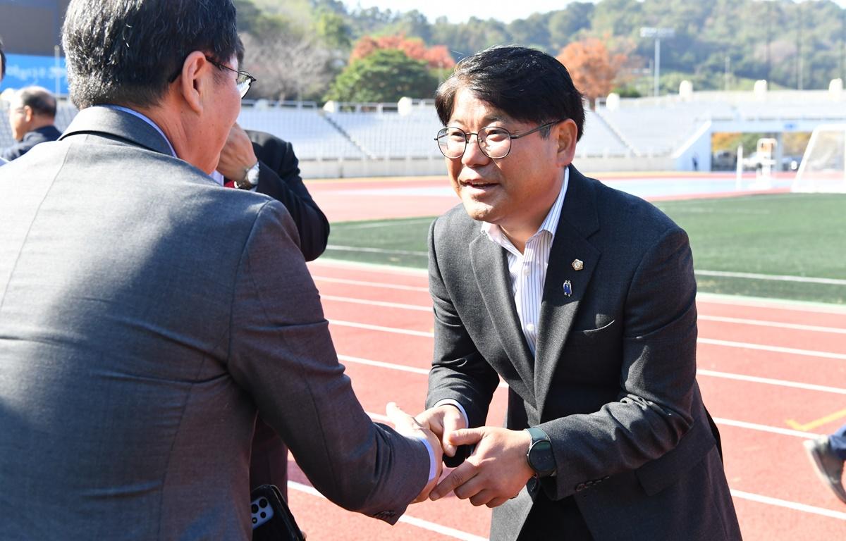 재여 고흥군향우회 60주년 어울림 한마당 첨부이미지 : 2023.10.28 재여 고흥군향우회 60주년 어울림 한마당 (7).JPG