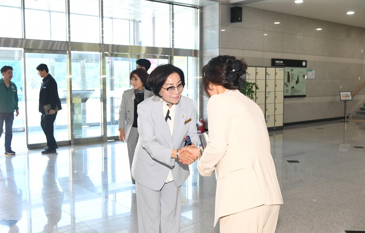 부산시 사상구 문화회원 내방 첨부이미지 : 2024.5.24 부산시 사상구 문화회원 내방 (2).JPG