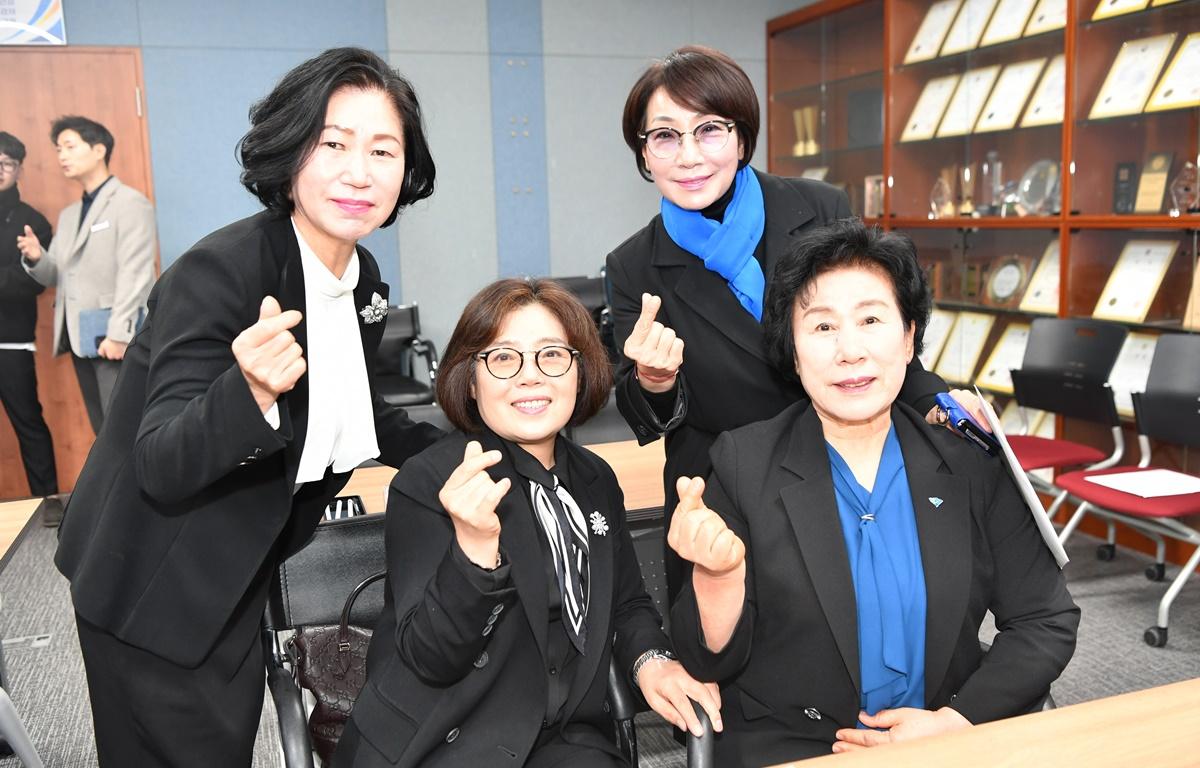 고흥군 장애인체육회 정기 이사회 첨부이미지 : 2024.3.11 고흥군 장애인체육회 정기 이사회 (6).JPG