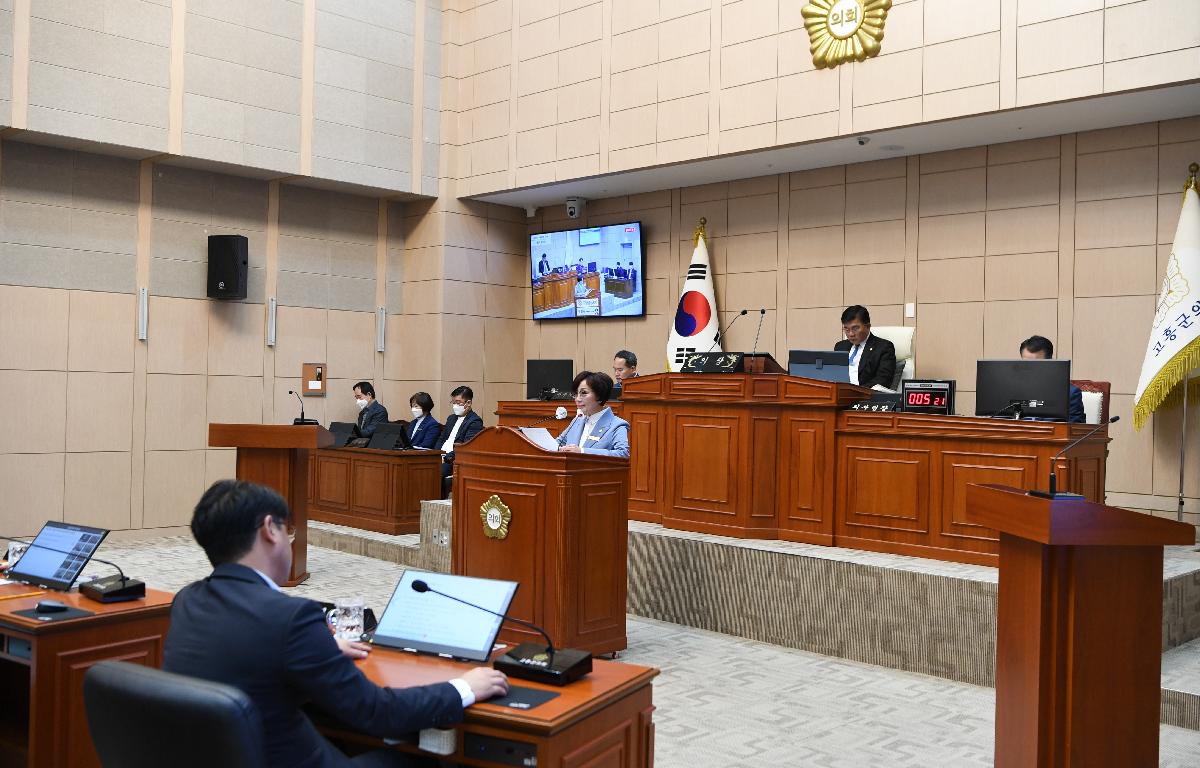 제314회 고흥군의회 임시회 제1차 본회의 첨부이미지 : 2023.04.11 제314회 고흥군의회 임시회 제1차 본회의 (10).JPG