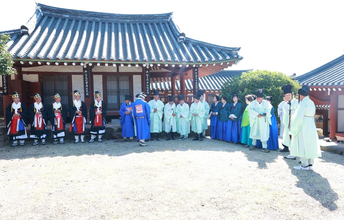 고흥 향교 석전대제 첨부이미지 : 2026. 09. 20 고흥 향교 석전대제 (2).JPG