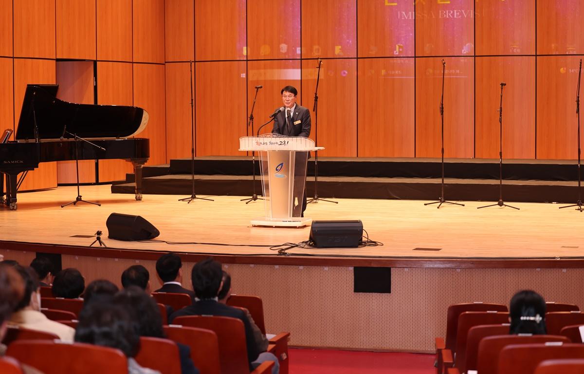 제20회 고흥우주합창단 정기연주회 첨부이미지 : 2025.11.29 제20회 고흥우주합창단 정기연주회 (4).JPG